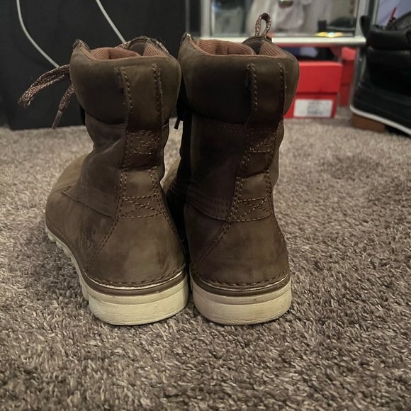 timberland suede boots - Picture 7 of 8